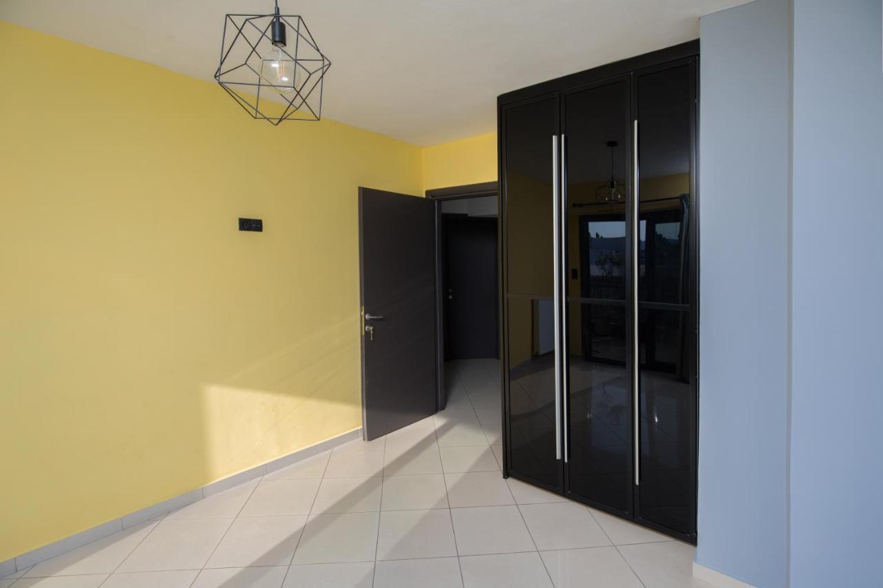 Spacious Modern Apartments With Great Rooftop View Athens Luaran gambar